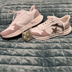 Stylish Women's Vintage Havana Sneakers